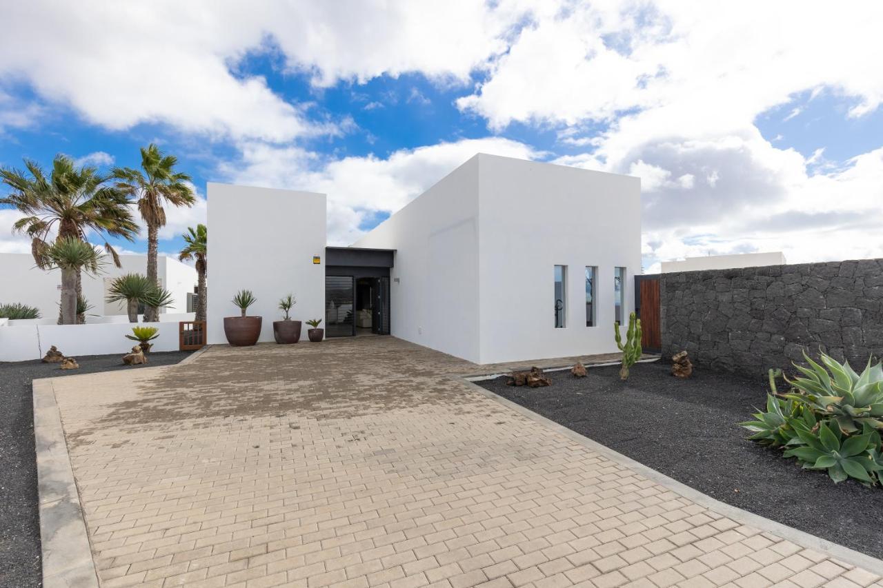 Villa Serenity Tías Dış mekan fotoğraf
